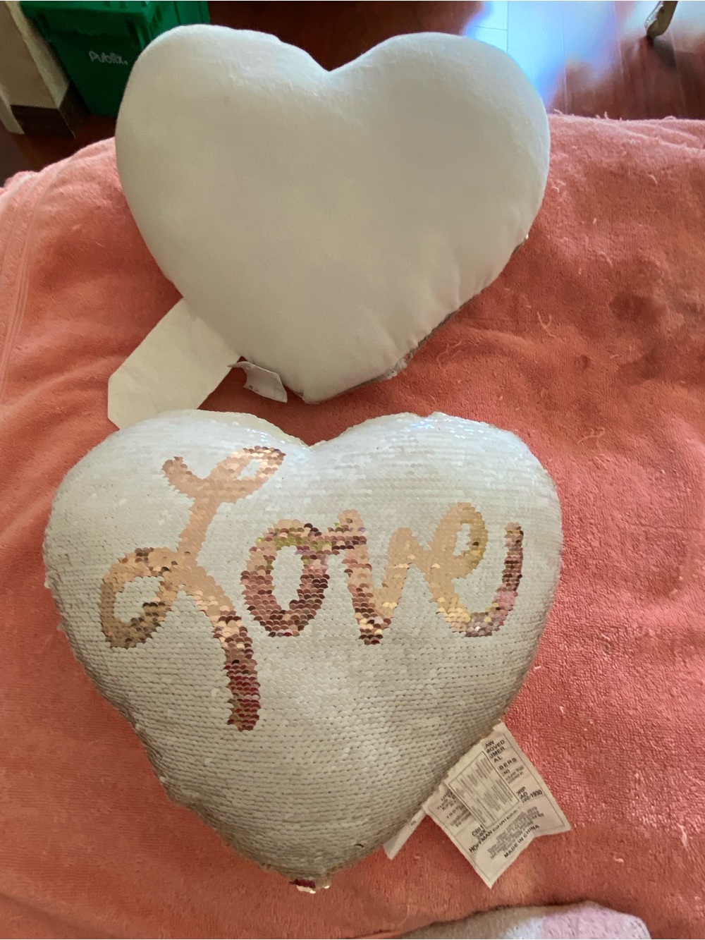 1-Heart Shaped Sequin Color Change Pillow-White & Rose Gold 'Love' in center
